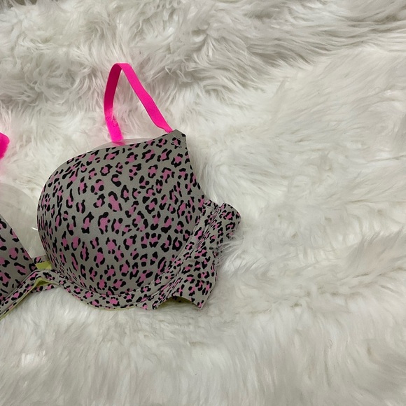 Sexy Little Things by Victorias Secret Rare Leopard Print Bra with Pink Straps - Picture 2 of 6